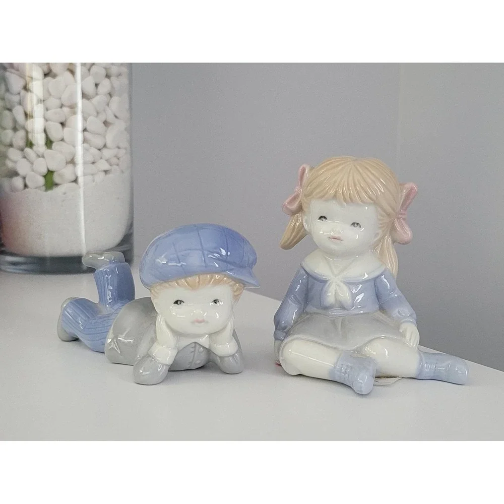 Girl and‎ Boy Figurines - Knick Knacks